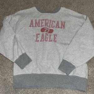 American Eagle XS Heathered Grey Sweatshirt